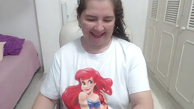 leonela_69 webcam