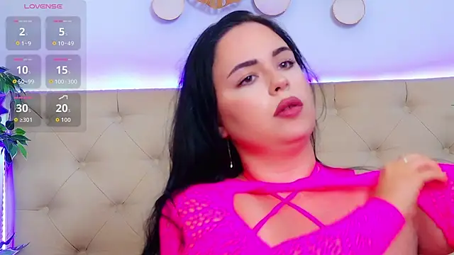 TemptingLuna_ webcam