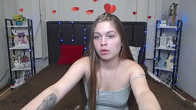 LaraPika webcam