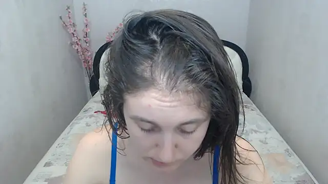 Holliy_Cooper webcam