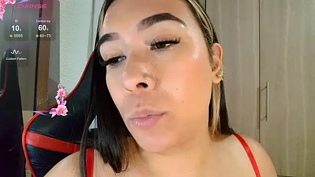 leahtemptation3 webcam