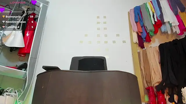 violetmontan webcam