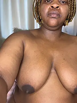 CynnxxxBarb webcam