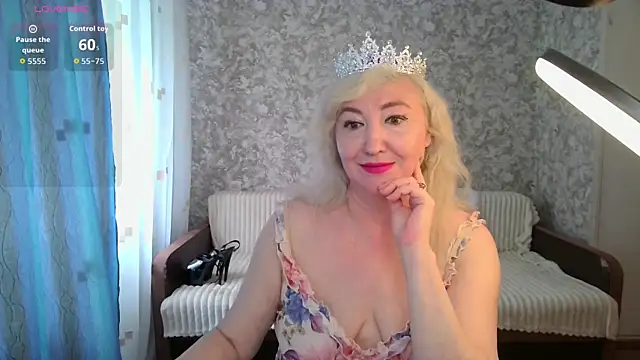 LadyKriss webcam