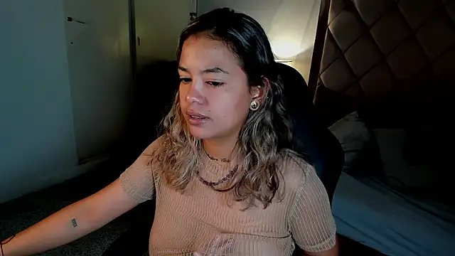 dulce_lyraa1 webcam