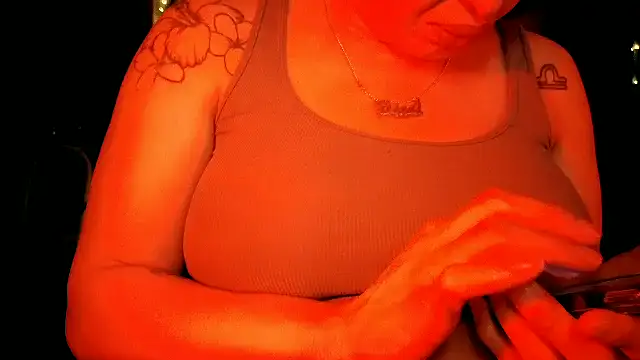 MsMoore webcam