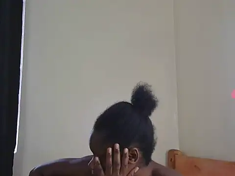 chocolate_lunah webcam