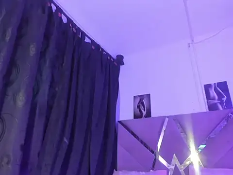 Keily_Tsx1 webcam