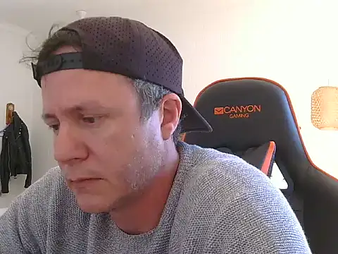 TroyDieselXXX webcam