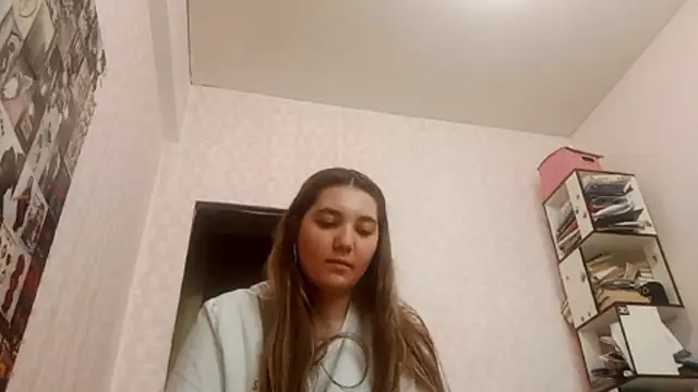 JanineThielman live cam on StripChat