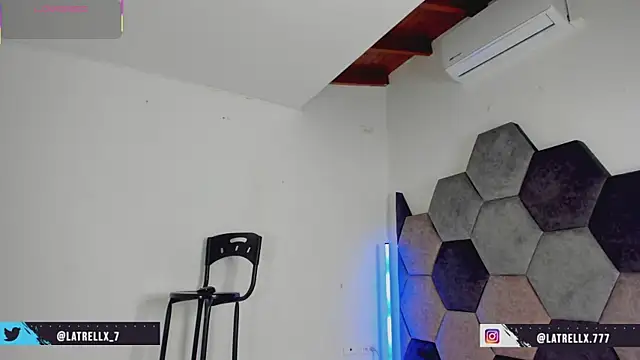 Latrellx7 webcam