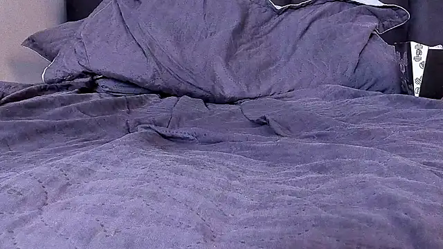 maddy__howard webcam