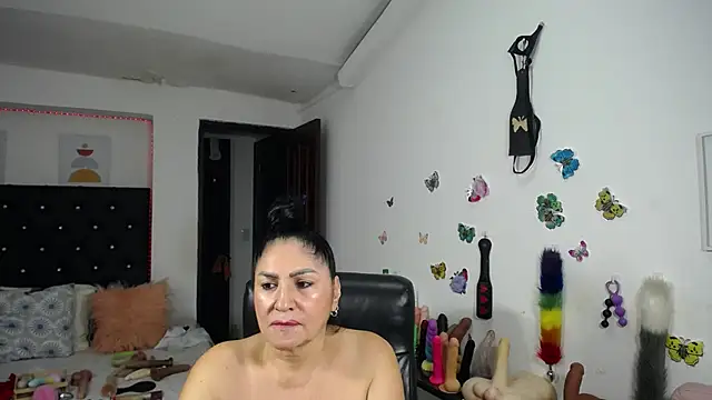 mature_bigboobs10 webcam