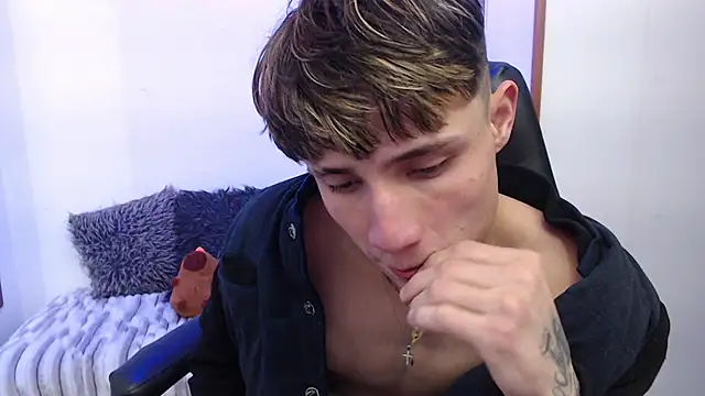 Yao_23 webcam