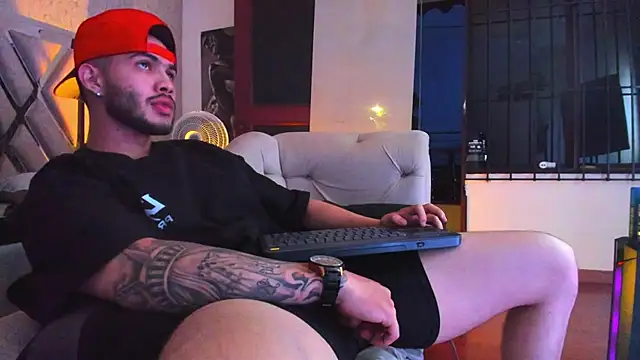 Vincentblack webcam
