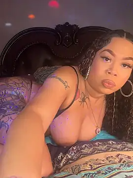 RenaThickAss webcam