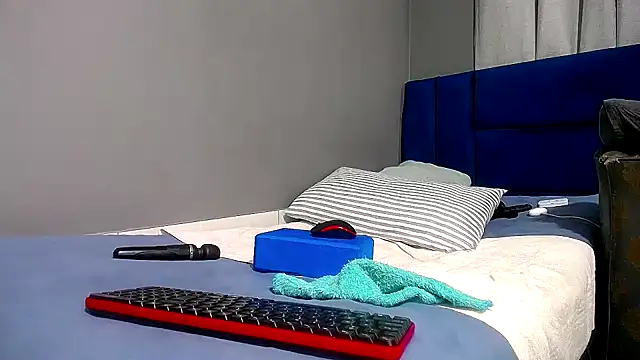 Lelety79 webcam