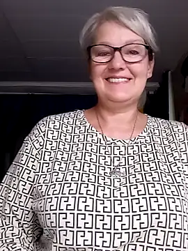 irinamaux webcam
