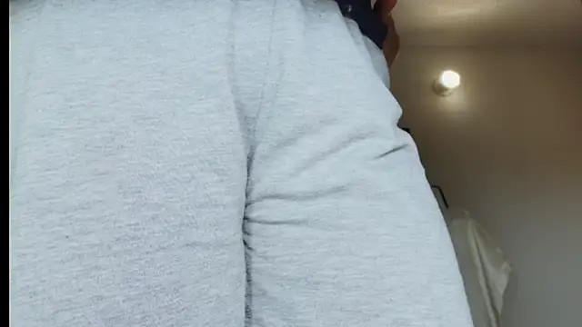 EmmyMessyX webcam