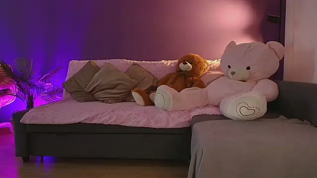 AnyaKim webcam