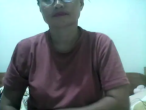 nathalie0045 - Nathalie0045's free webcam