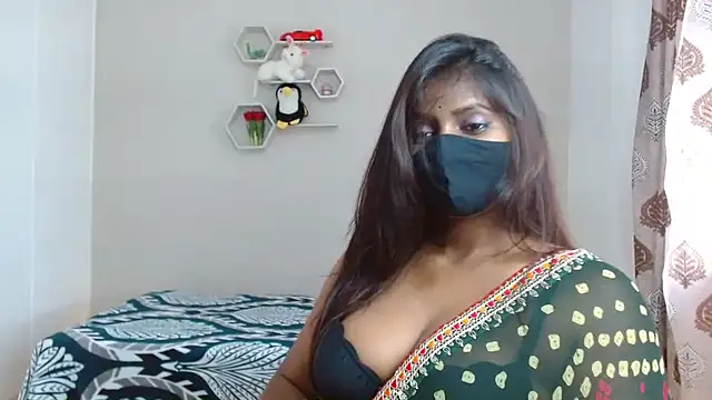 Hotginni4 webcam