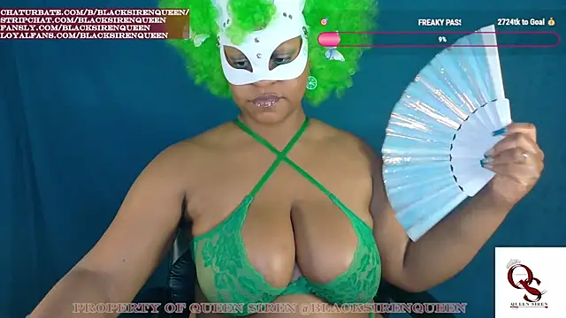 BlackSirenQueen webcam