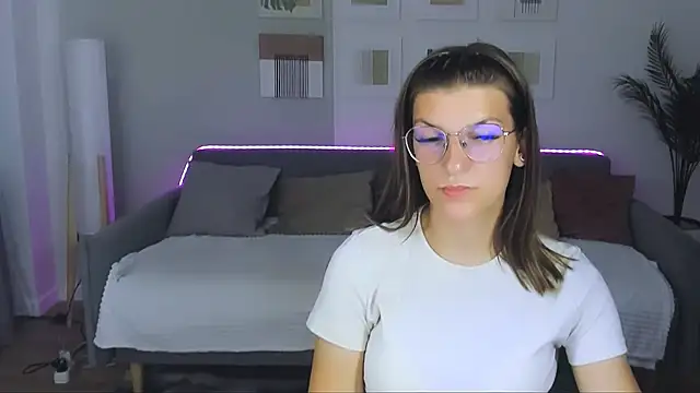 AnnaThorne webcam