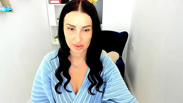 HoneyBlossome webcam