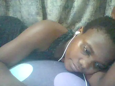 tina_2030 webcam