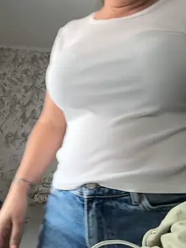 evaxxxcurvyxxx webcam