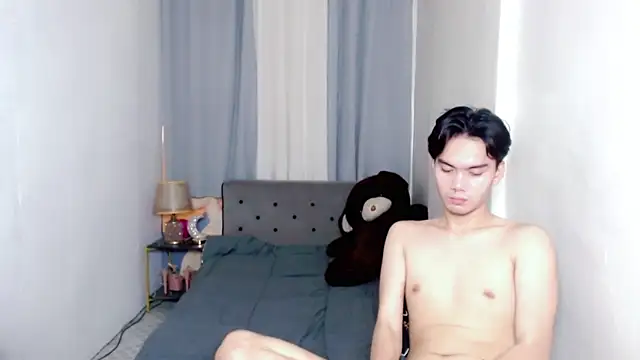 asian_cale webcam