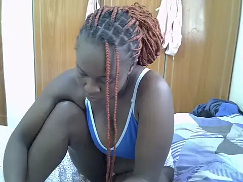 kaya_bear webcam