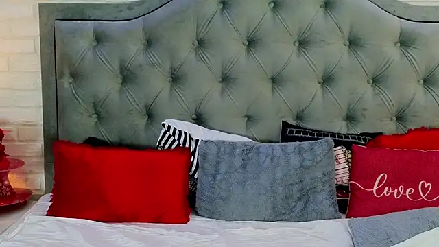Helena_Sinclair webcam