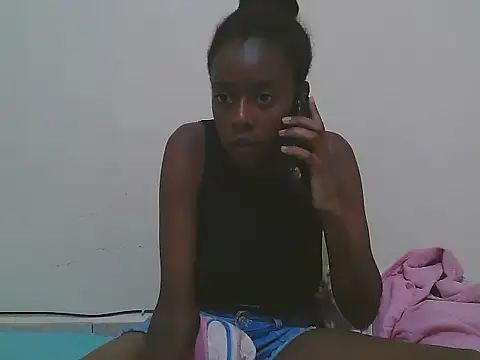 Fancy-mayya webcam