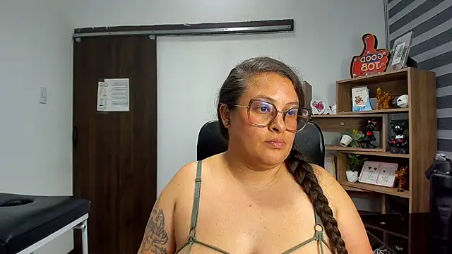 SaraThonson_ webcam
