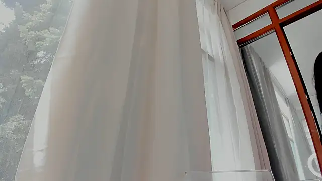 Naila18 webcam