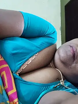 yamini1431 live sex cam