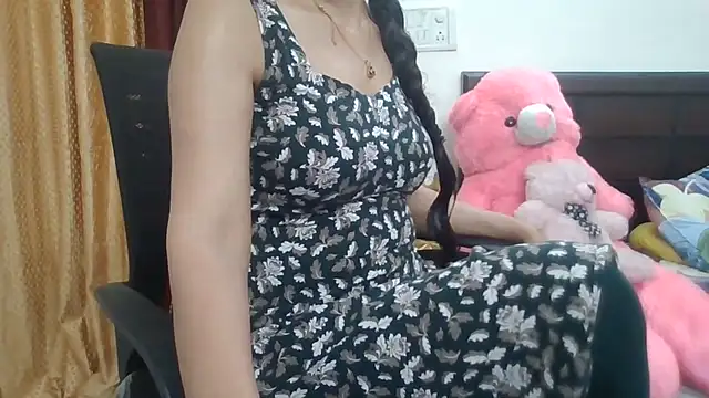 Sexy_iknoor webcam