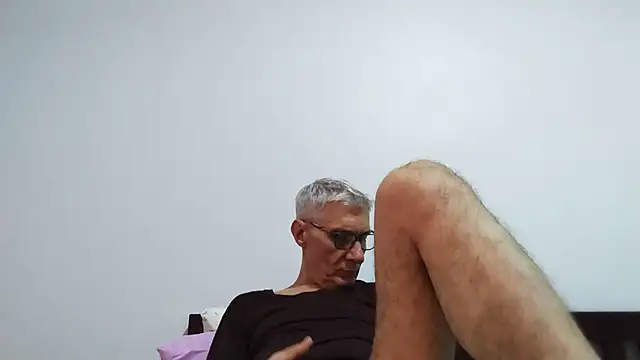 BIGUNCUTHARDCOCK webcam