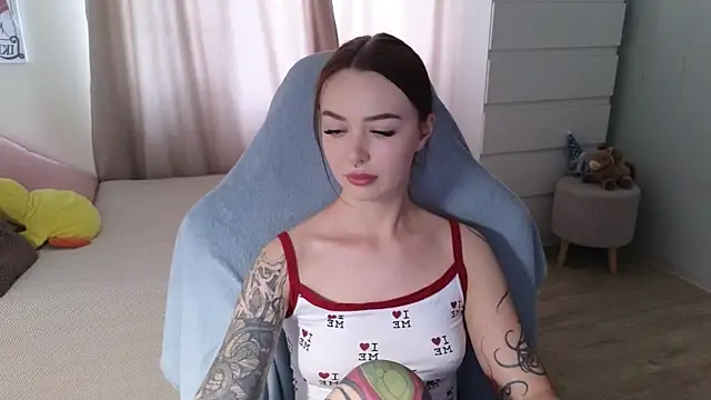 kate_leoo webcam