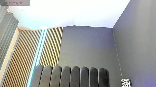 Nicolette_ks_ webcam