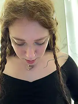 lucy-joy webcam