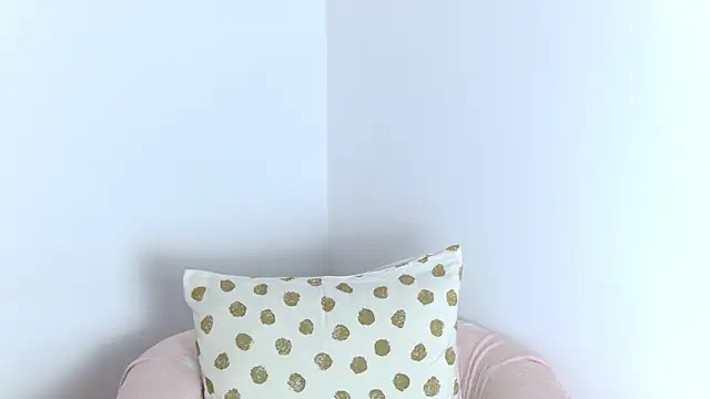 RebeFucksonn webcam