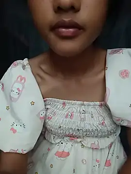 Hoa-tuylip live sex cam