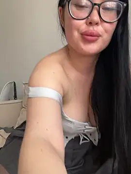 Peach-Doll webcam