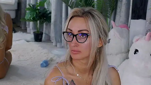 IsabelleEthan webcam
