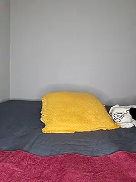 CertifiedhottieXOXO webcam