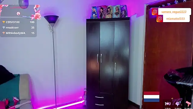 samara_veguz222 live cam on StripChat