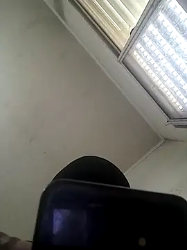 ariihot - Ariihot's free webcam - UK Sex Cams